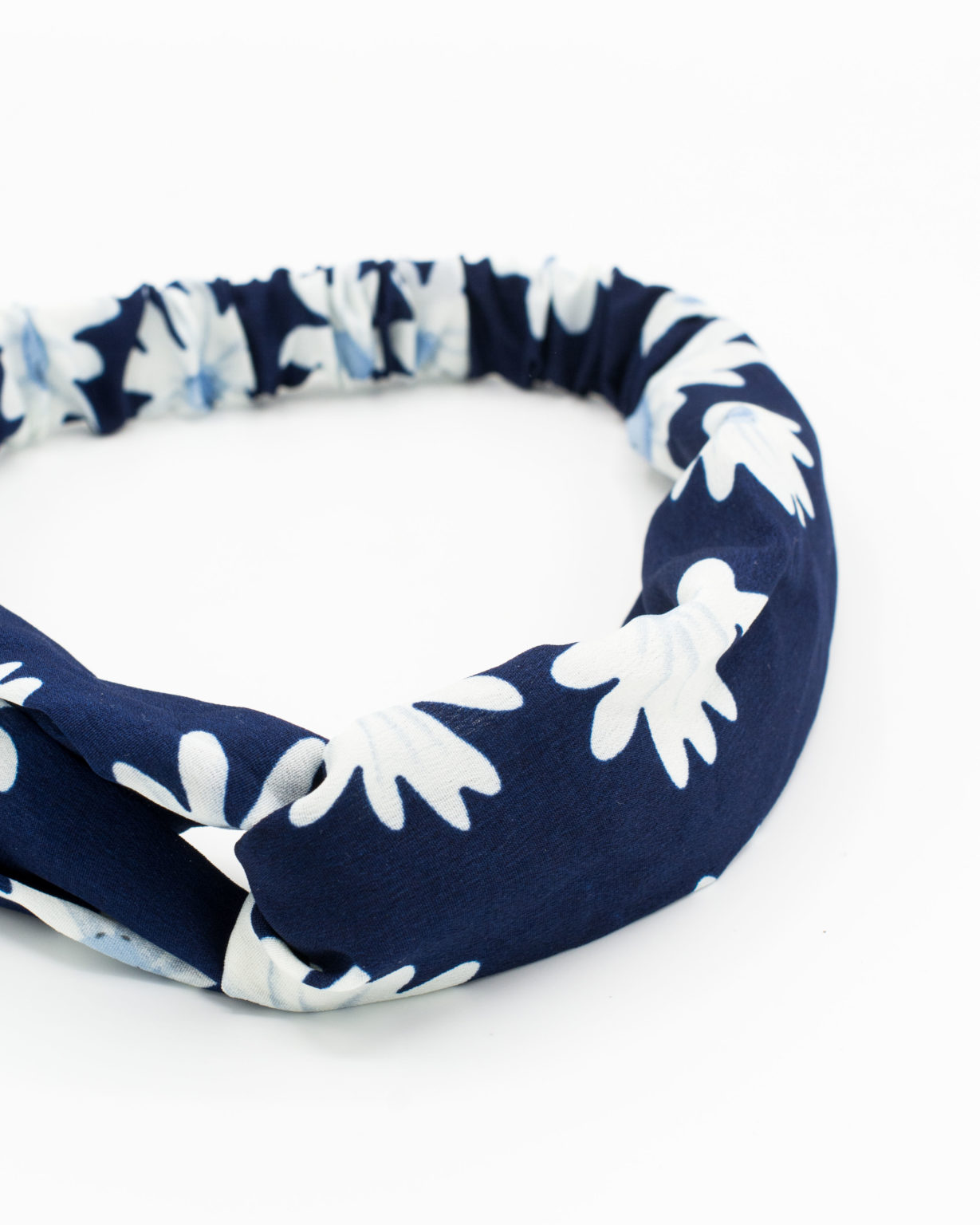 Zoom headband femme bleu marine à fleurs blanches