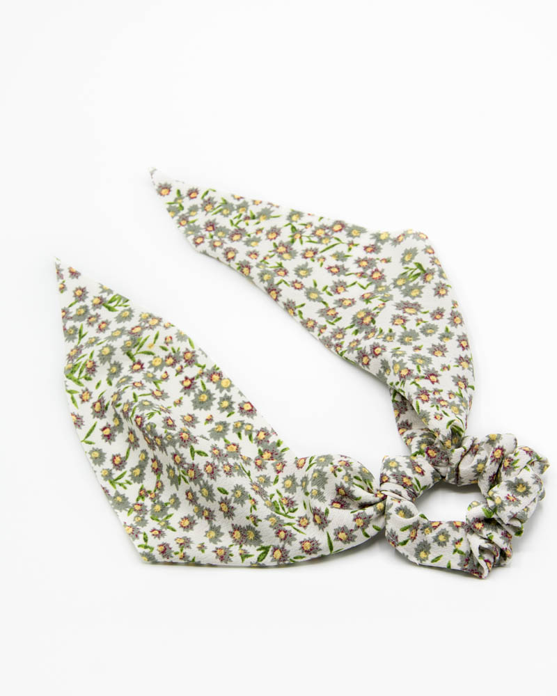 chouchou foulard blanc à petites fleurs