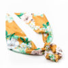 chouchou foulard orange à fleurs blanches